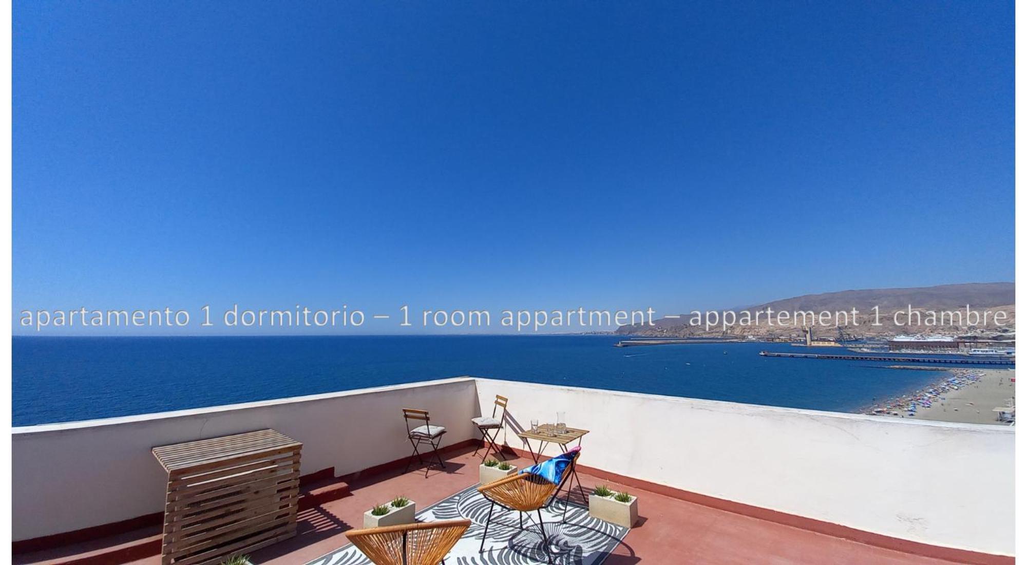Superbe Penthouse Avec Terrasse Panoramique Almería